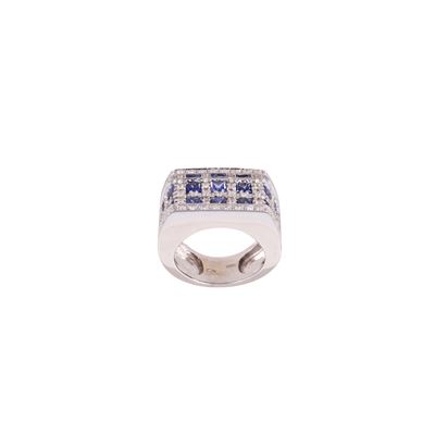 Anello in oro bianco con tanzaniti e brillanti