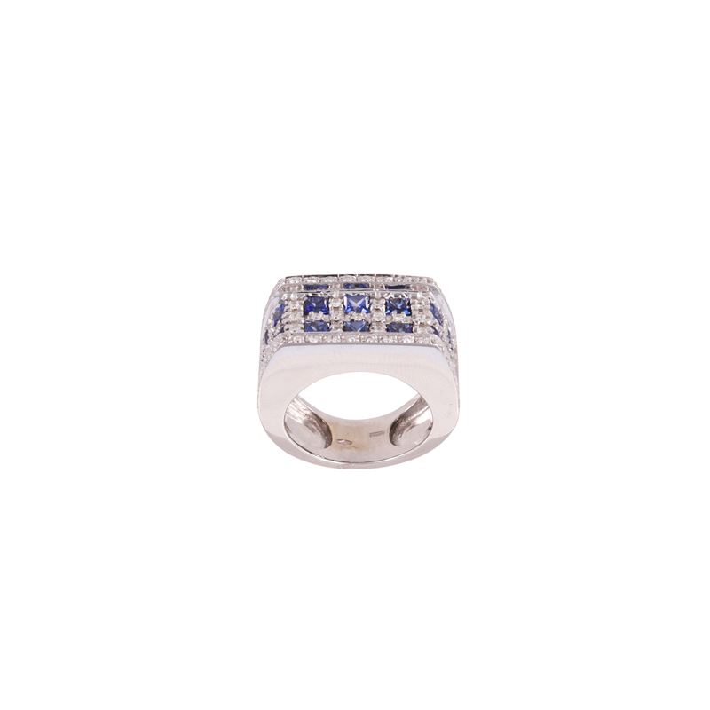 Anello in oro bianco con tanzaniti e brillanti