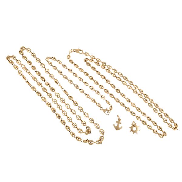 LOT OF 18KT GOLD CHAINS AND BRACELET WITH TWO PENDANTS