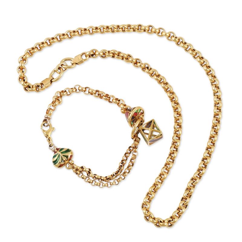 Bracciale in oro giallo 18Kt con elementi in smalti policromi
