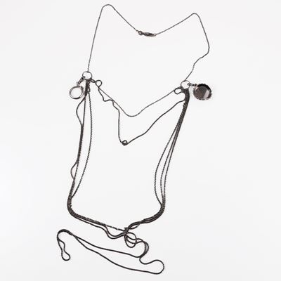 Collana in oro brunito con pendenti e brillante
