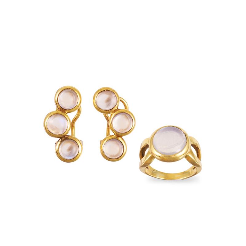 Parure in oro giallo 18Kt con pietre di luna cabochon