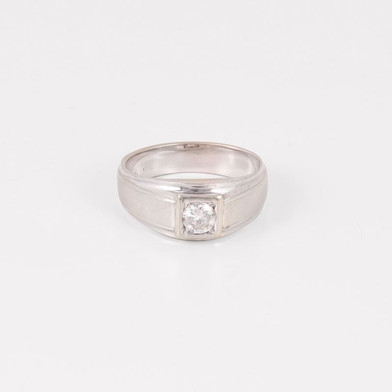 Anello in oro bianco con brillante di 0,35 ct
