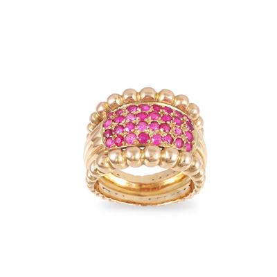 Anello in oro giallo 18Kt con rubini in pavé