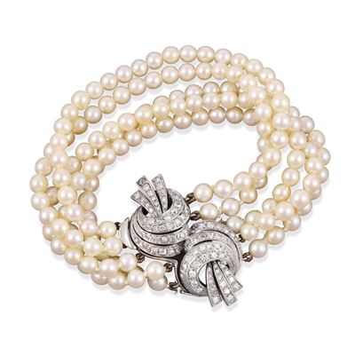 Bracciale a cinque fili di perle coltivate in oro 18Kt con diamanti