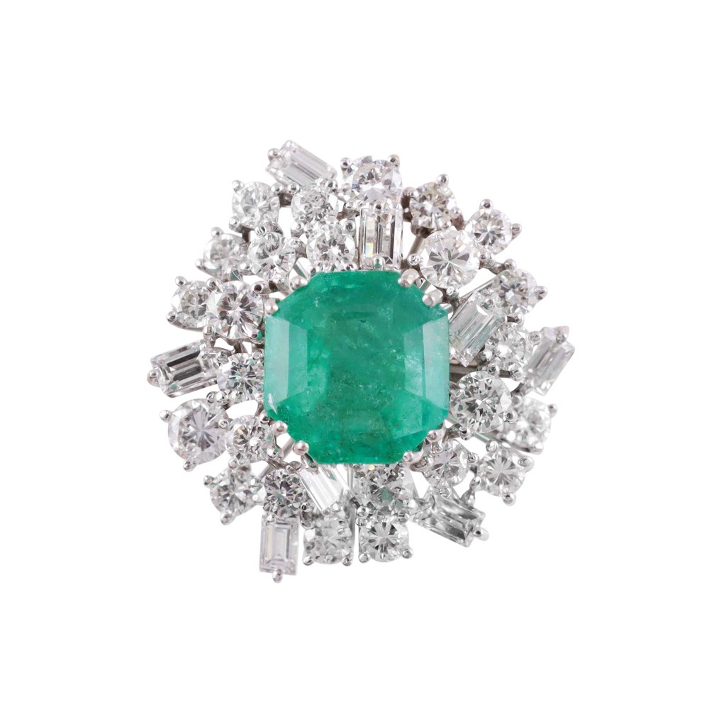 Anello in oro bianco 18Kt con smeraldo e diamanti