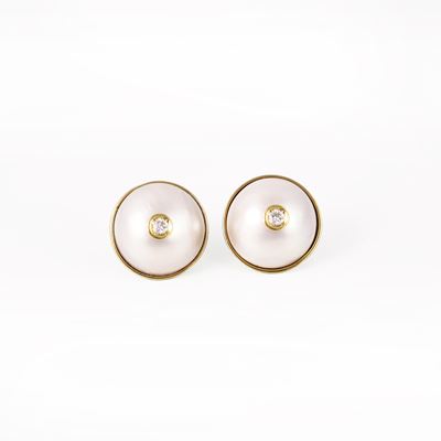Orecchini a clip in oro giallo 18 kt con mabé e brillante centrale