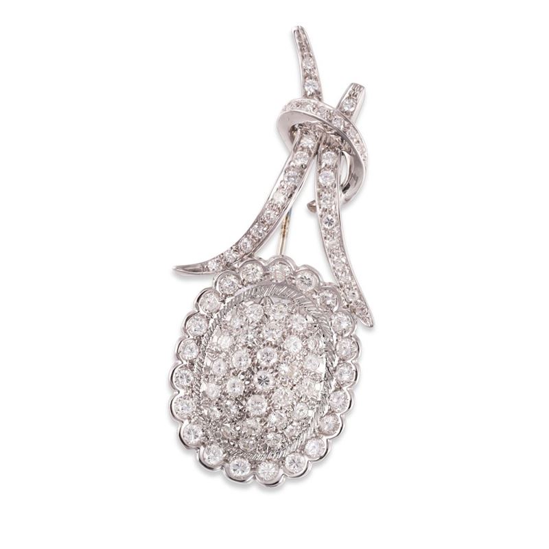 Spilla floreale in oro bianco 18Kt con brillanti di circa 3 ct
