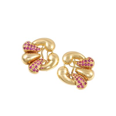 Orecchini in oro giallo 18Kt con rubini