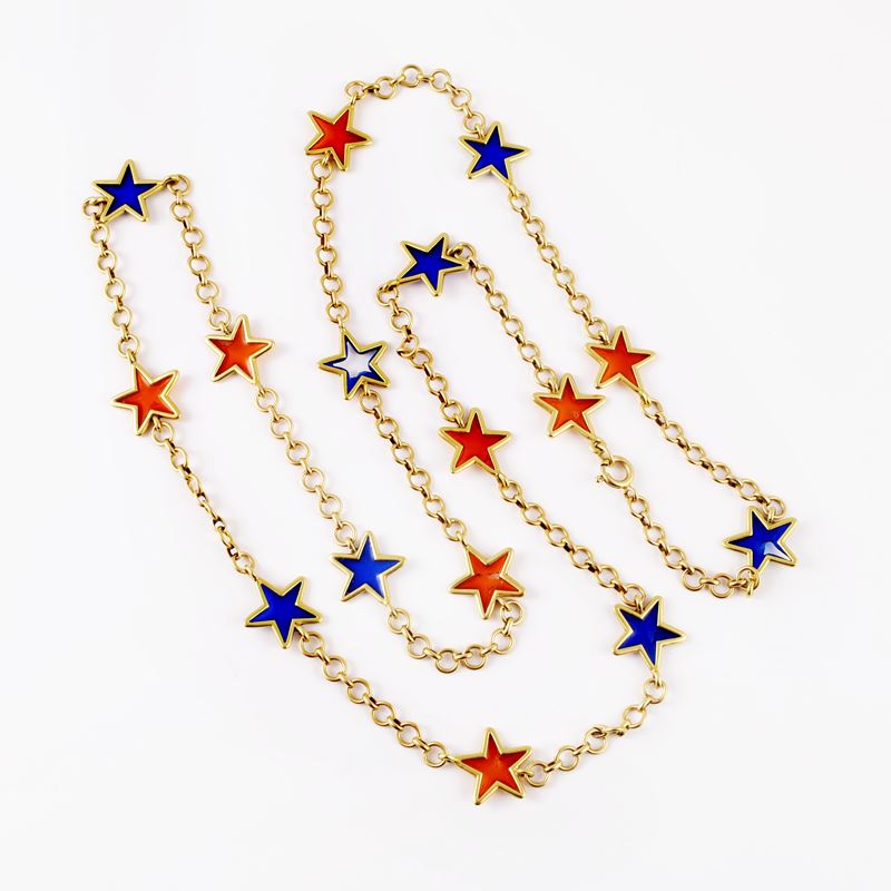 Collana in oro giallo 18 kt, maglie tonde con motivi a stella in smalto blu e arancione