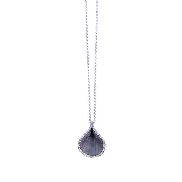 * 18KT GOLD PENDANT SET WITH DIAMONDS AND 18KT GOLD CHAIN, BY ANNAMARIA CAMMILLI "Goccia"