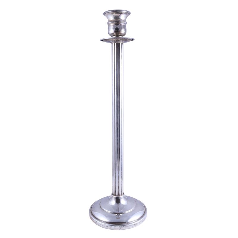 Candelíere, argento 925/1000, alto fusto scanalato e base circolare gradinata