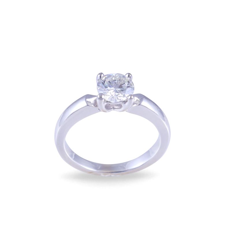 Anello, oro bianco 18 kt con brillante 1 ct