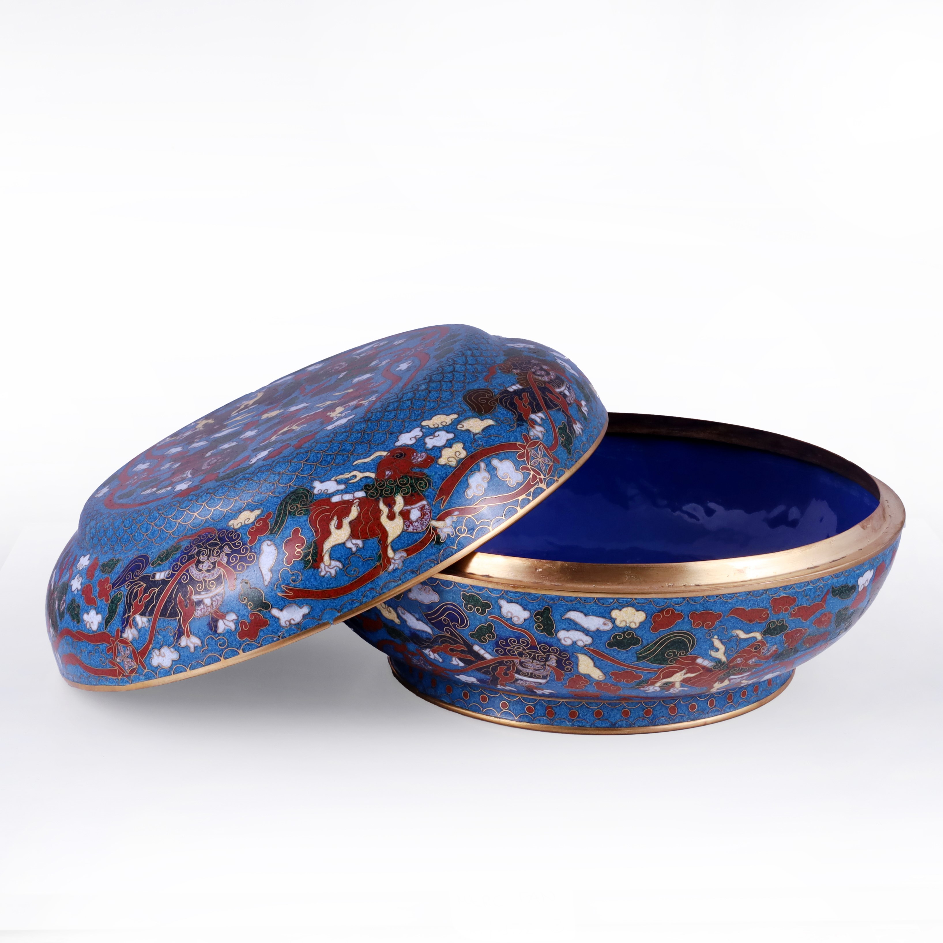 Scatola rotonda, smalto cloisonné