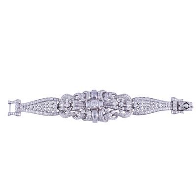 Bracciale in platino con brillanti e diamanti baguette, Francia