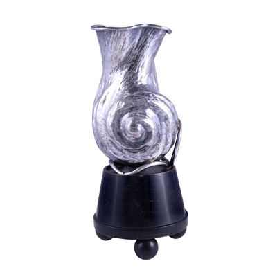 Arrigo Finzi, Vaso scultoreo in argento 925/1000 a forma di chiocciola