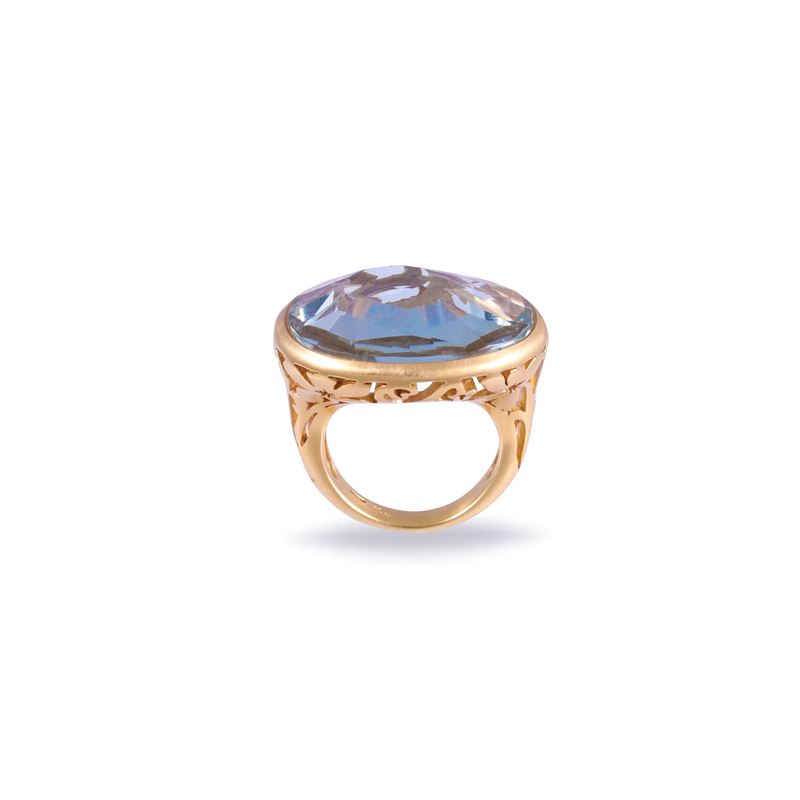 Pomellato, Anello “Arabesque” in oro rosa 18 kt satinato con prasiolite