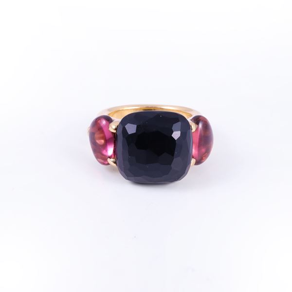* 18KT GOLD RING SET WITH ONYX AND TOURMALINES, BY POMELLATO "Capri" 