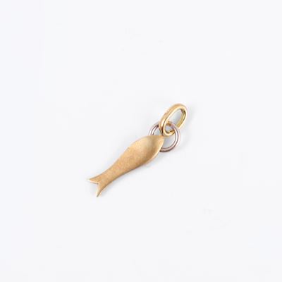 Ciondolo a forma di pesciolino, oro 18 kt satinato giallo e bianco