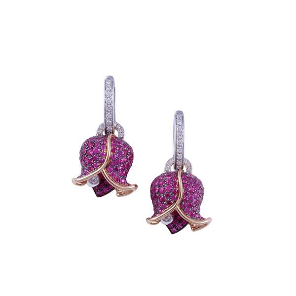 * 18KT GOLD EARRINGS SET WITH RUBIES AND DIAMONDS, BY CHANTECLER "Bouganville"