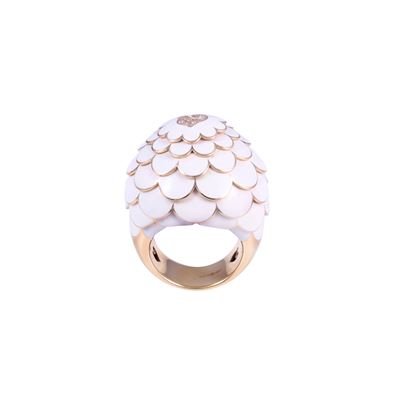 Chantecler, Anello a cupola “Paillettes” in oro rosa 18 kt con smalti bianchi