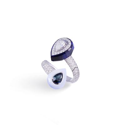 Chantecler, Anello "Joyful" in oro bianco 18 kt con diamante, zaffiro, spinello blu, agata e pavé...