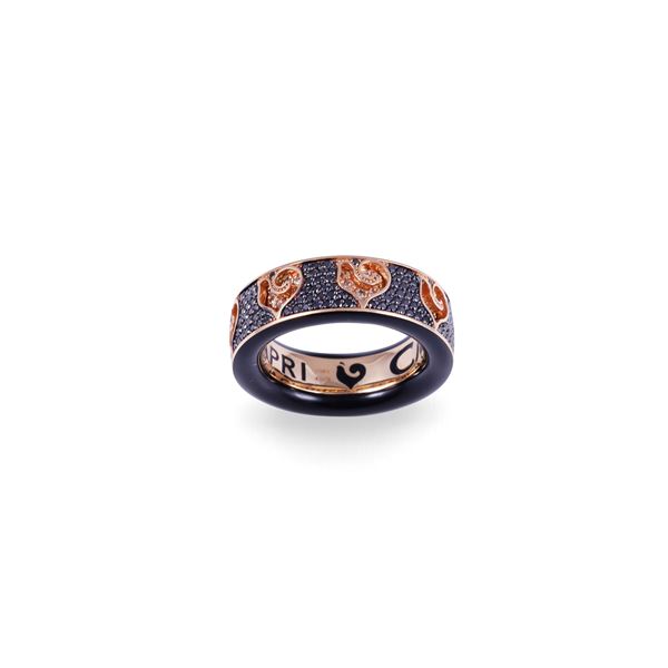 * 18KT GOLD AND CERAMIC RING SET WITH COLORLESS AND BROWN DIAMONDS, BY CHANTECLER "Carousèl" 