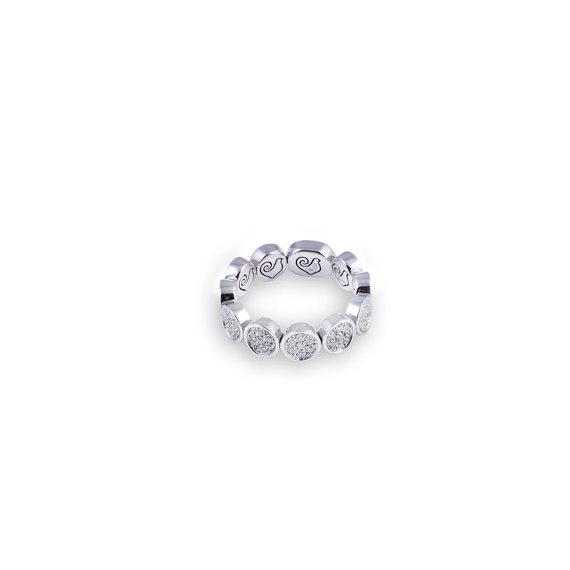 Chantecler, Anello “Paillettes” in oro bianco 18 kt con pavé di brillanti