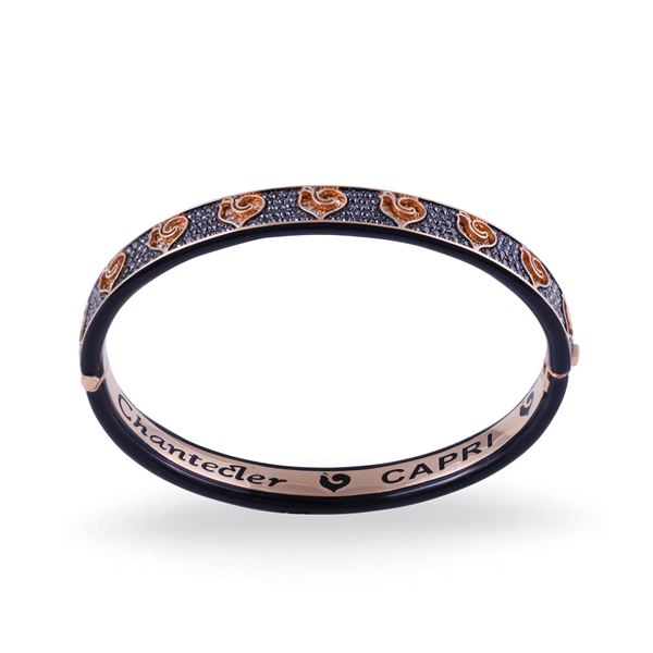 * 18KT GOLD AND BLACK CERAMIC BANGLE SET WITH BLACK AND BROWN DIAMONDS, BY CHANTECLER "Carousèl" 