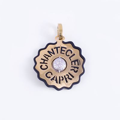 Chantecler, Pendente “Logo” in oro 18 carati con resina nera e brillanti in pavé