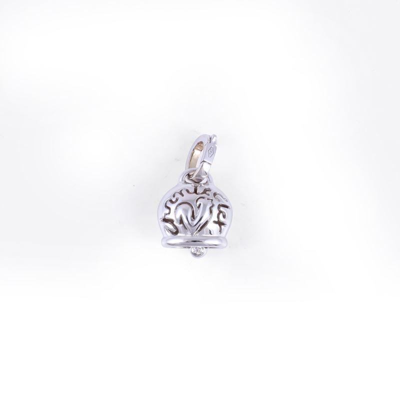 Chantecler, Pendente “Campanelle” in oro bianco 18 kt con brillante