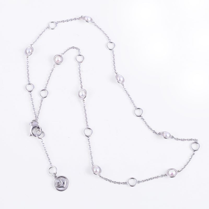 Catenina Chantecler "Accessori", girocollo in oro bianco 18 kt con perle d’acqua dolce