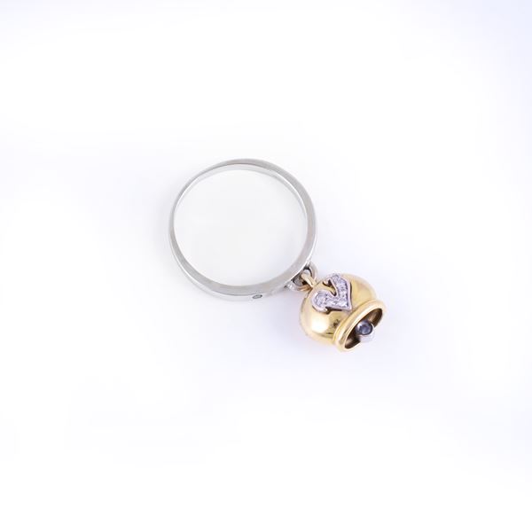 * 18KT GOLD RING SET WITH DIAMONDS, BY CHANTECLER "Campanelle"