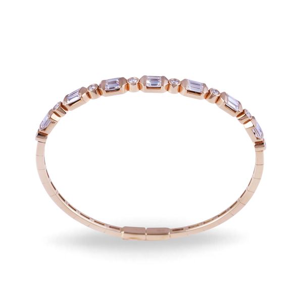 * BRACCIALE, DÁMASO MARTÍNEZ 