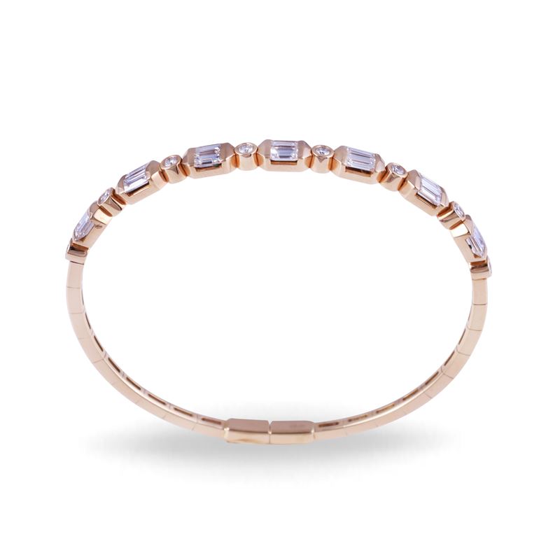 Dámaso Martínez, Bracciale semirigido in oro rosa 18 kt con diamanti baguette e brillanti