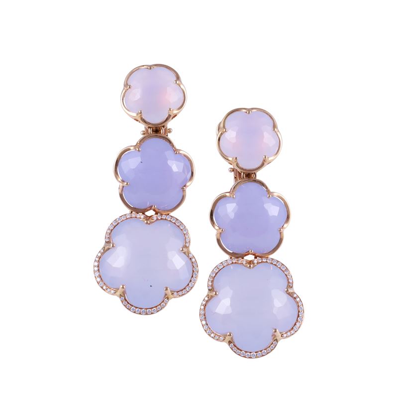 Pasquale Bruni, Orecchini pendenti in oro rosa 18 kt con calcedonio e brillanti