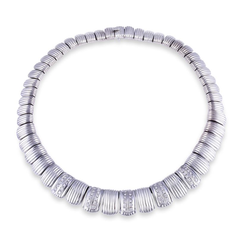 GIROCOLLO, Sabbadini — in oro bianco 18 kt con brillanti