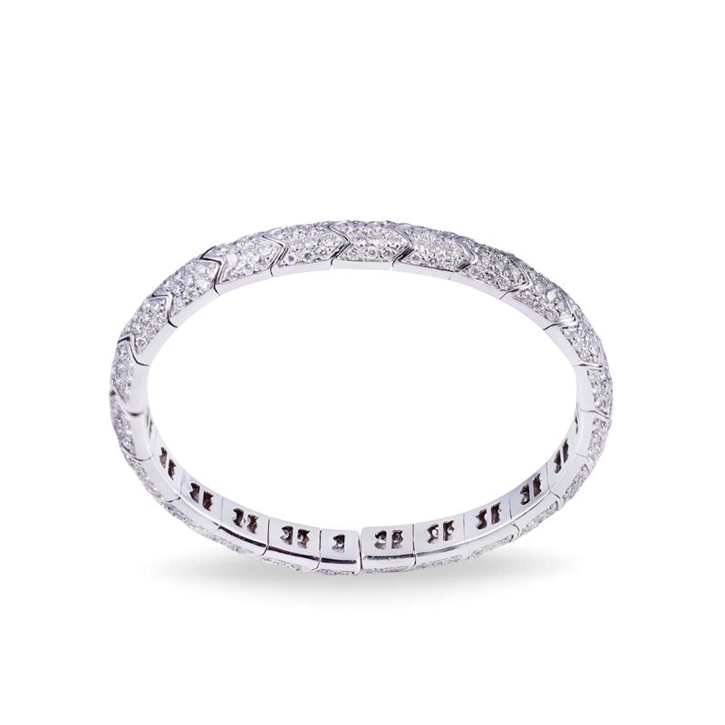 Bracciale, oro bianco 18Kt e brillanti (ct 5 ca.), gr. 27,6