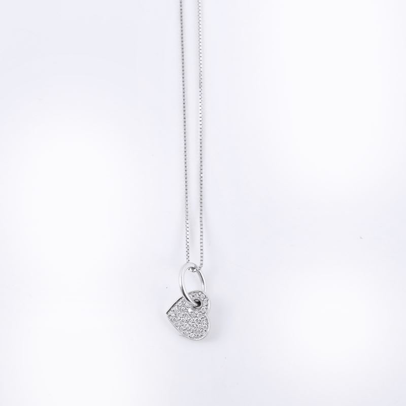Catenina con pendente, oro bianco 18 kt e pavé di brillanti