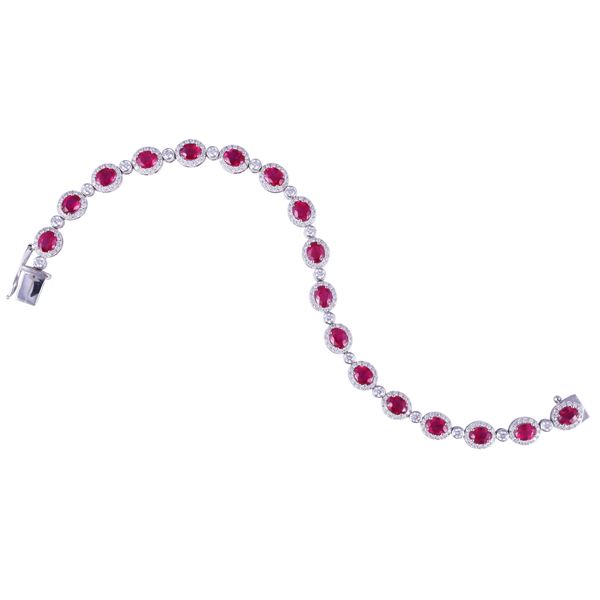 * 18KT GOLD BRACELET SET WITH RUBIES AND DIAMONDS