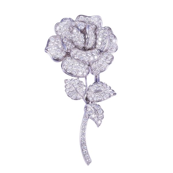 * 18KT GOLD BROOCH SET WITH DIAMONDS