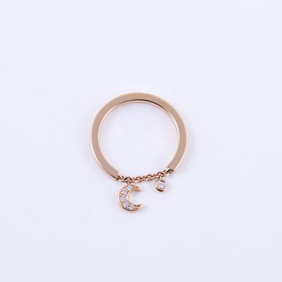 Anello, oro rosa 18 kt con brillanti e pendente a semiluna