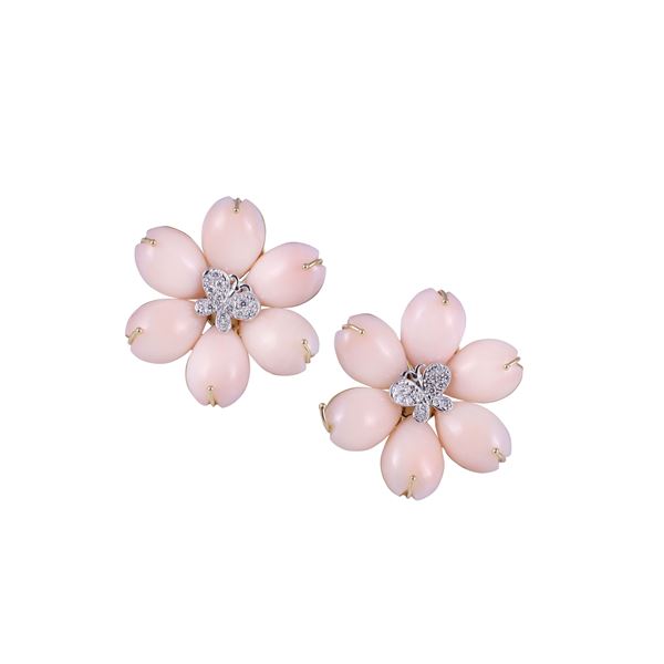* 18KT GOLD EARRINGS SET WITH PINK CORAL AND DIAMONDS
