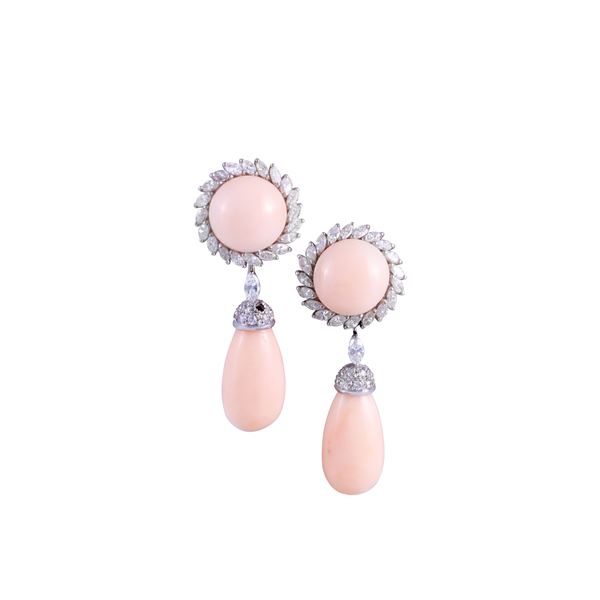 18KT GOLD CLIP-ON EARRINGS, SET WITH PINK CORAL AND DIAMONDS (one missing)
