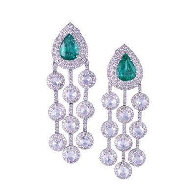 Orecchini in oro bianco 18 kt con smeraldi a goccia e brillanti/diamanti a rosa, con clip doppio ...