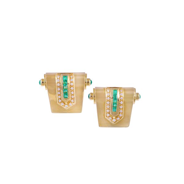 * 18KT GOLD EARRINGS SET WITH DIAMONDS AND EMERALDS