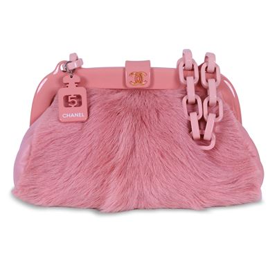 CHANEL, borsa “Pink Lapin” con tracolla a catena in resina e charms Bottiglia Chanel N. 5 (collez...