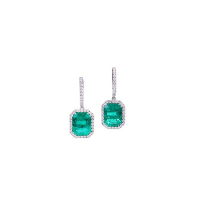 Orecchini in oro bianco 18 kt con smeraldi rettangolari Colombia e diamanti