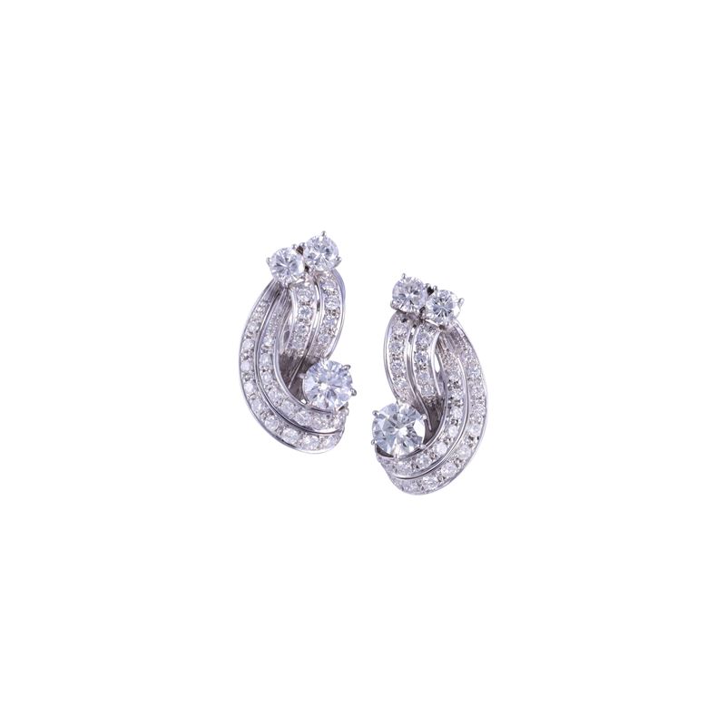 Orecchini in oro bianco 18 kt con clip, doppi nastri e brillanti (ca. 3 ct), gr. 16,6