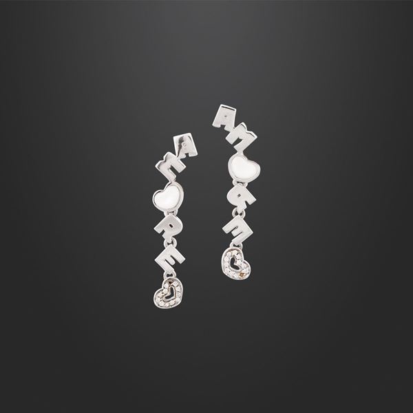 PAIR OF DIAMOND, NACRE AND GOLD EARRINGS